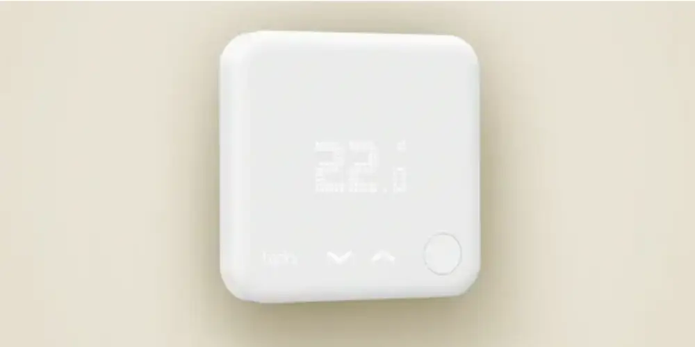 Basic single-stage smart thermostat for first-time DIY installation
