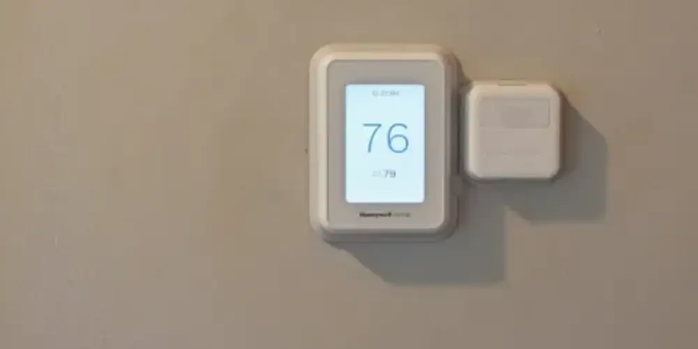 Honeywell Home T9 Smart Thermostat for home temperature management